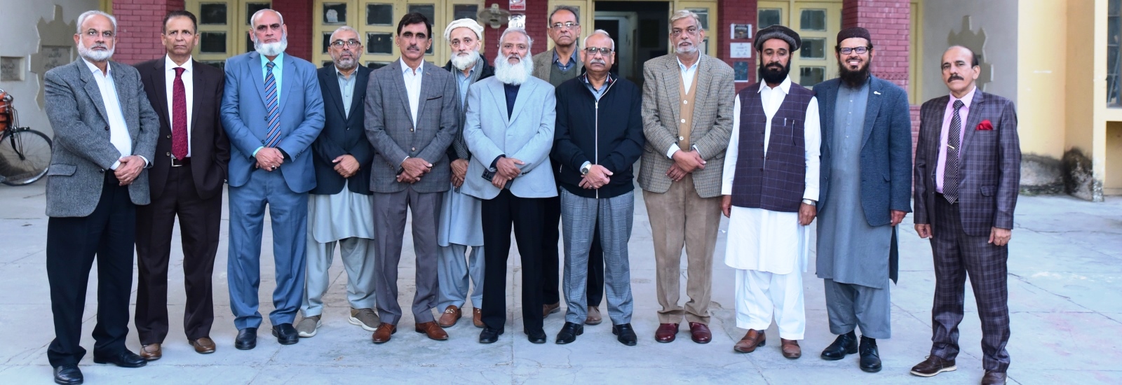 Visit of Overseas Alumni